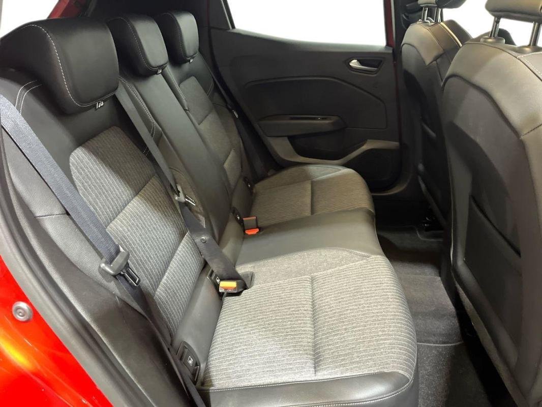 Renault Clio - Photo 23