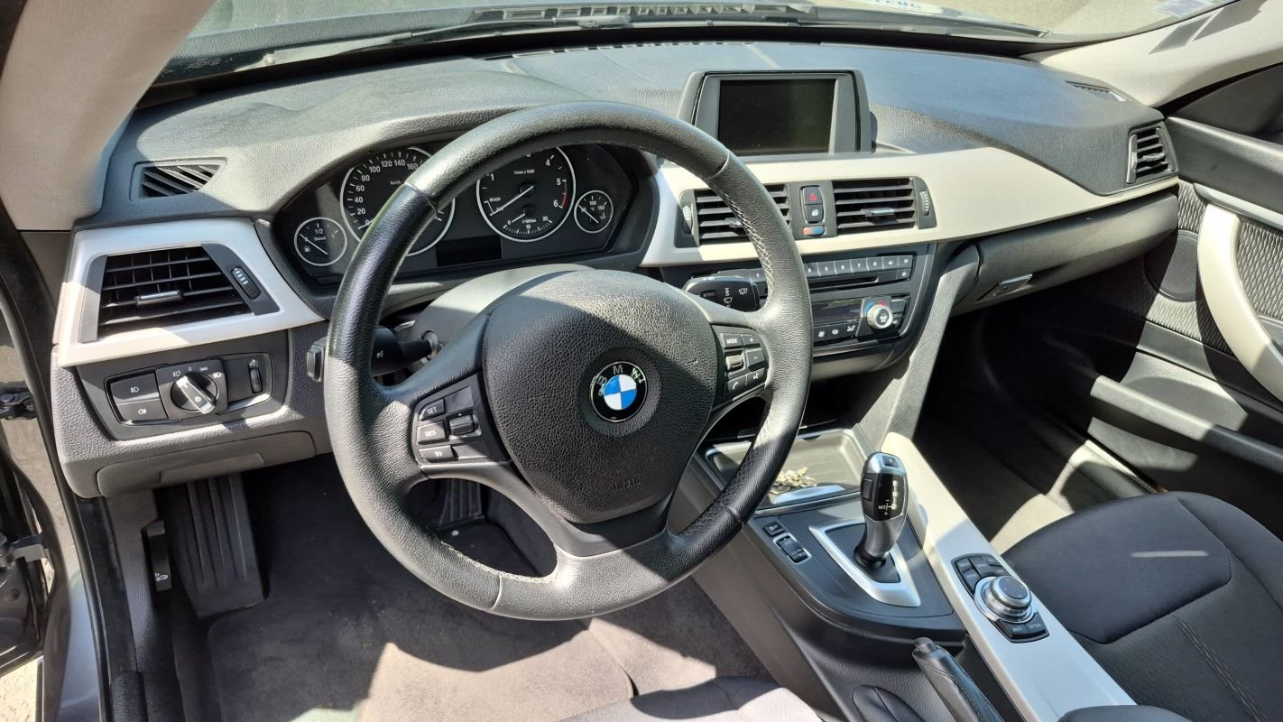 BMW Série 3 Gran Turismo - Photo 8