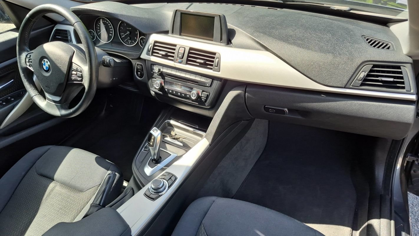 BMW Série 3 Gran Turismo - Photo 10