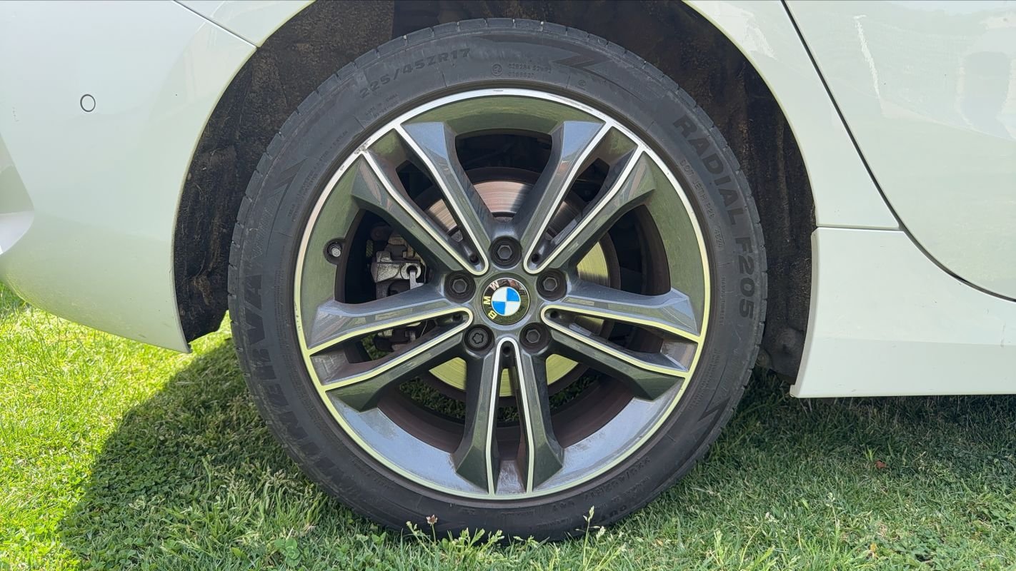 BMW Série 1 - Photo 16