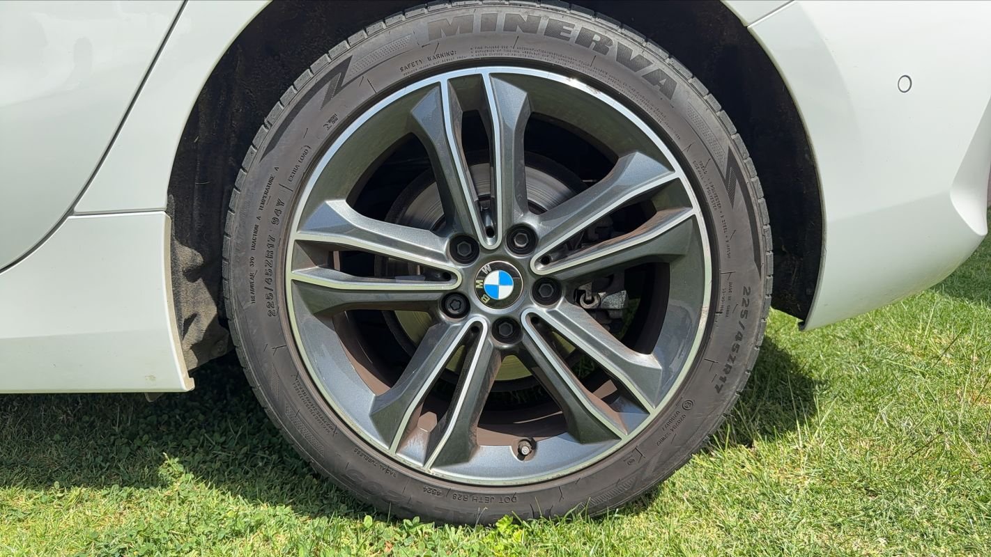 BMW Série 1 - Photo 19