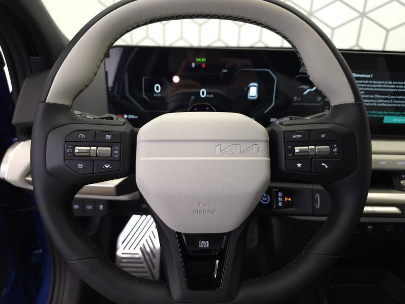 Kia EV4 - Photo 12