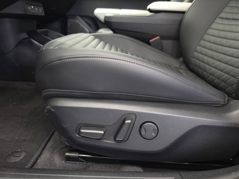 Kia EV4 - Photo 15