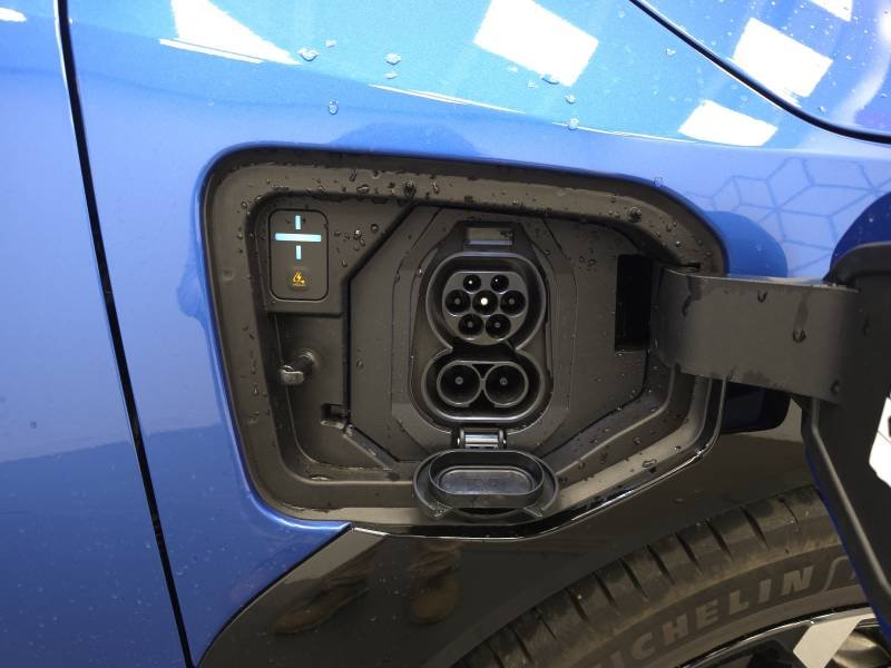 Kia EV4 - Photo 32