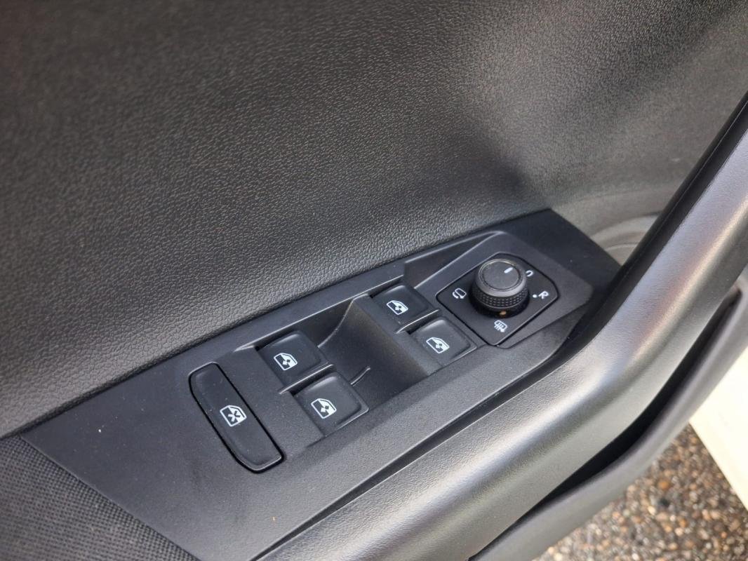 Volkswagen Polo - Photo 24