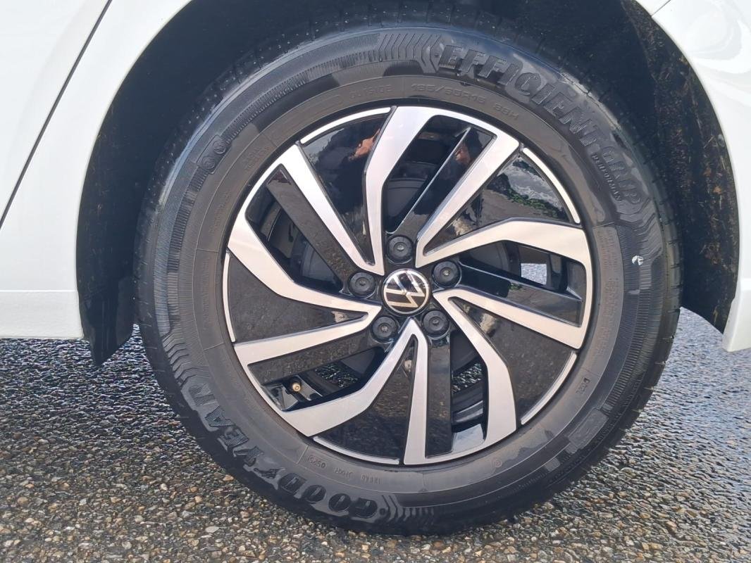 Volkswagen Polo - Photo 10