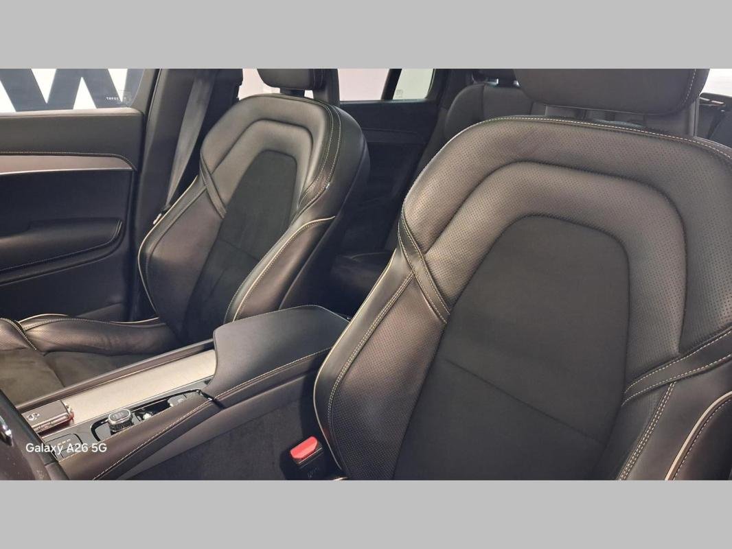 Volvo XC90 - Photo 11