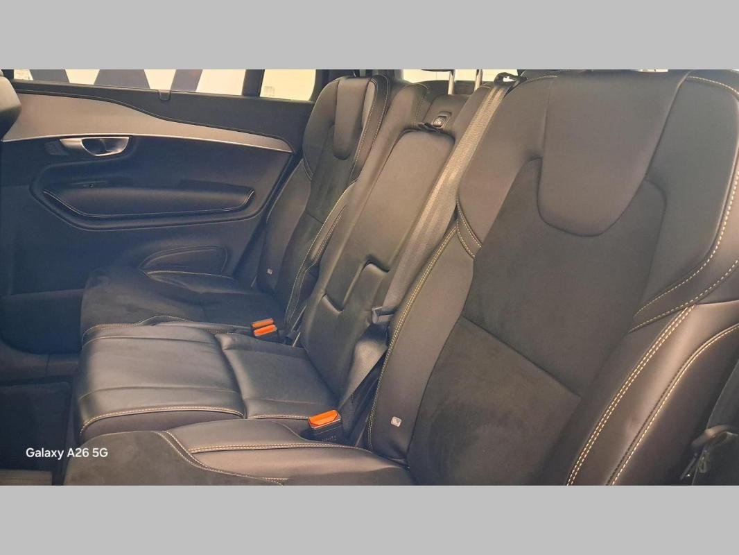 Volvo XC90 - Photo 12