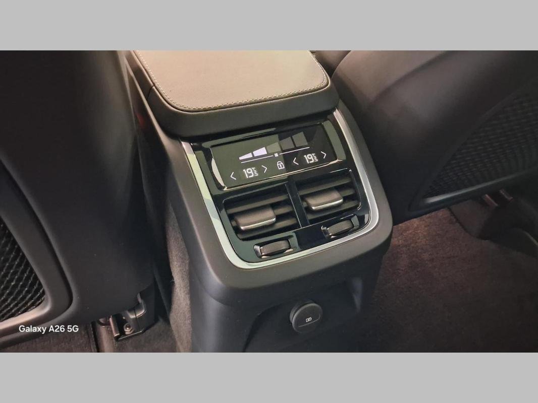Volvo XC90 - Photo 13