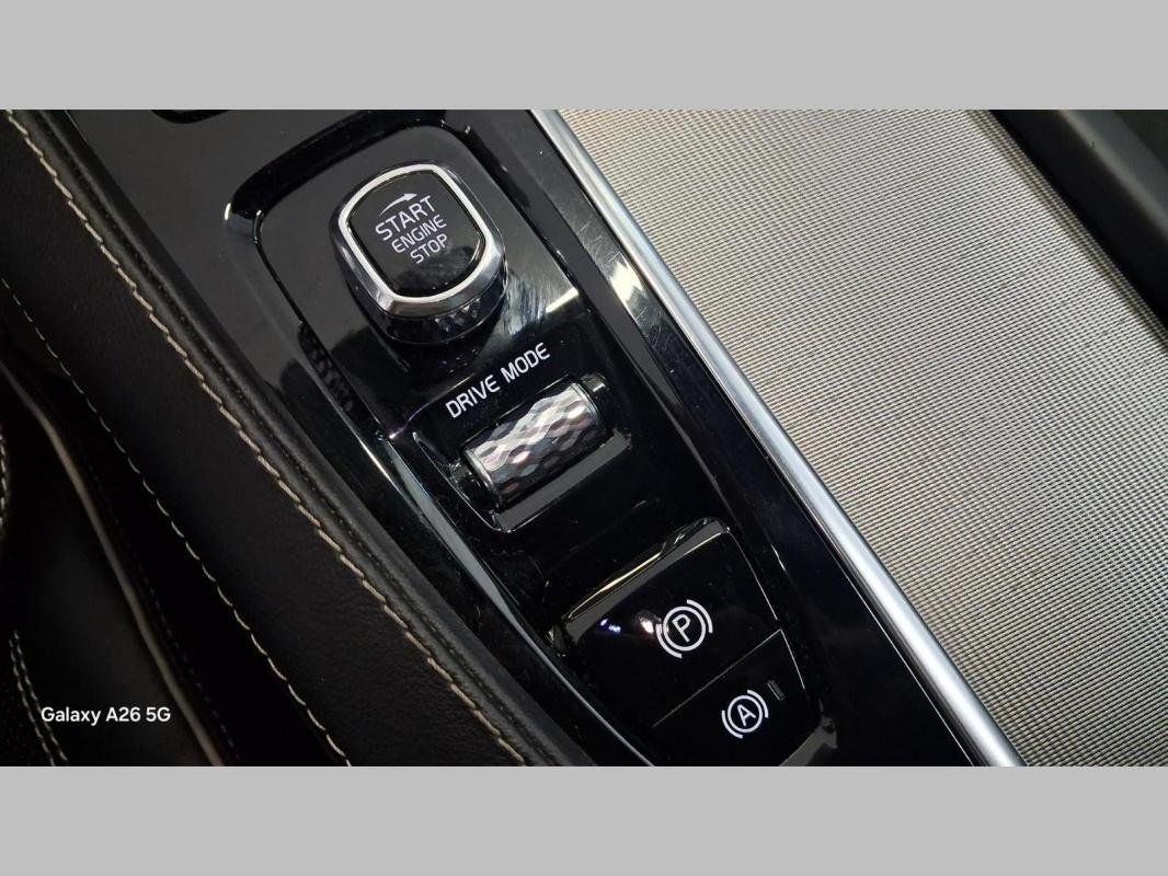Volvo XC90 - Photo 17