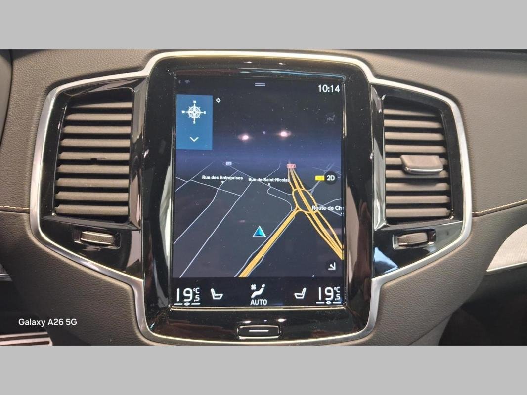 Volvo XC90 - Photo 18