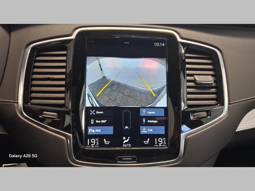 Volvo XC90 - Photo 19