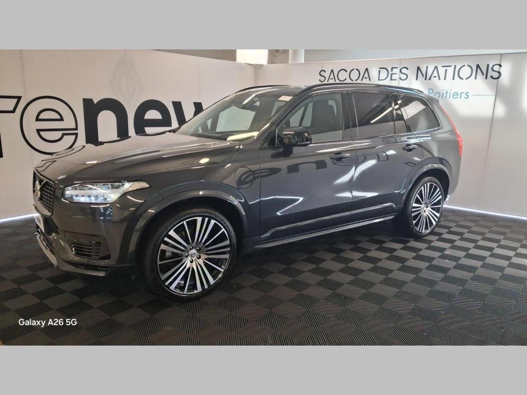 Volvo XC90 - Photo 2