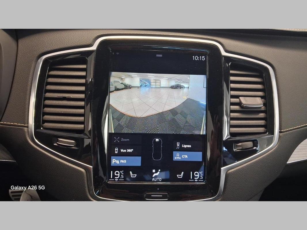 Volvo XC90 - Photo 21