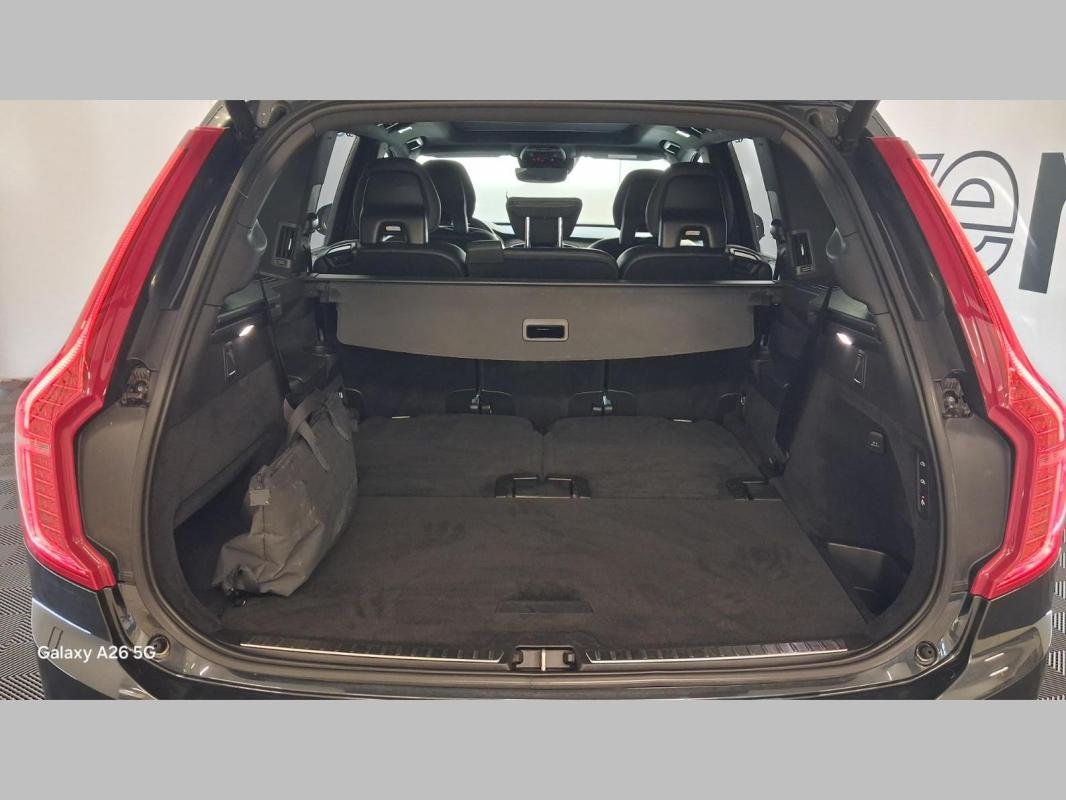 Volvo XC90 - Photo 24