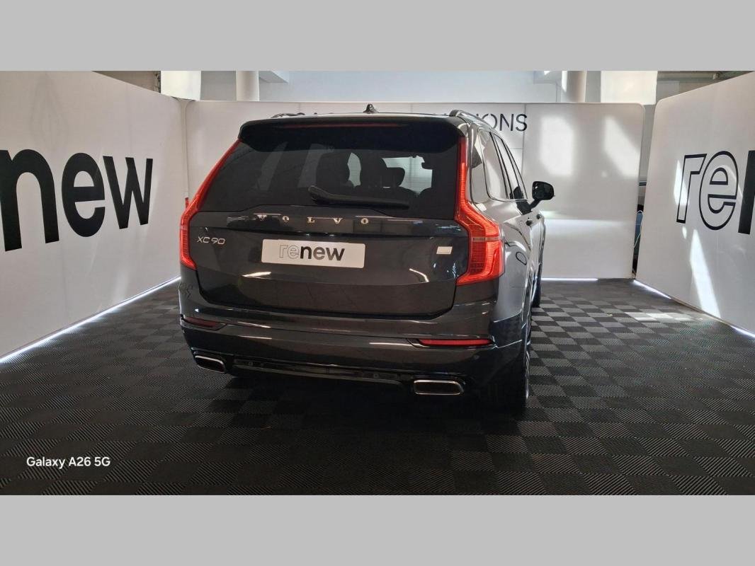 Volvo XC90 - Photo 28