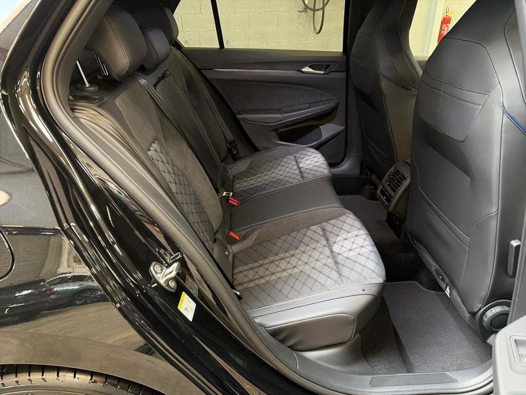 Volkswagen Golf - Photo 30