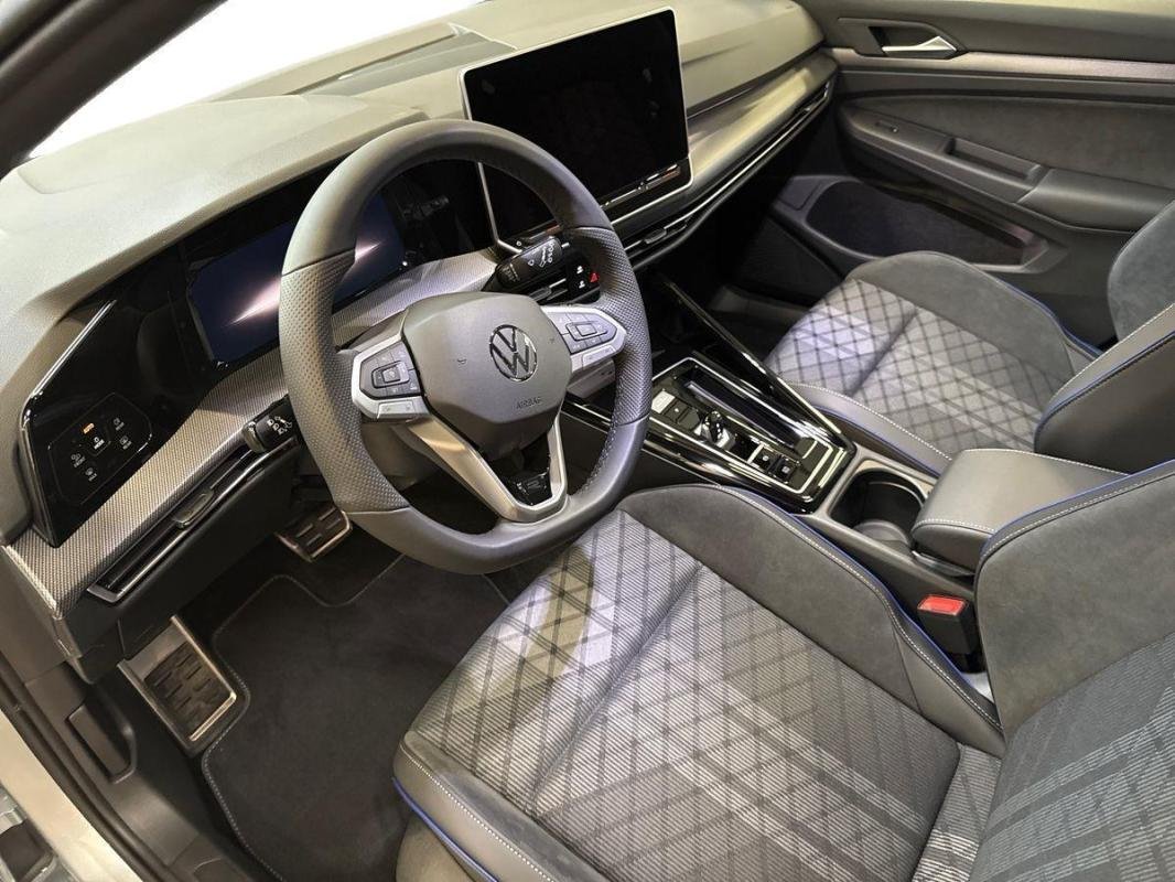 Volkswagen Golf - Photo 17