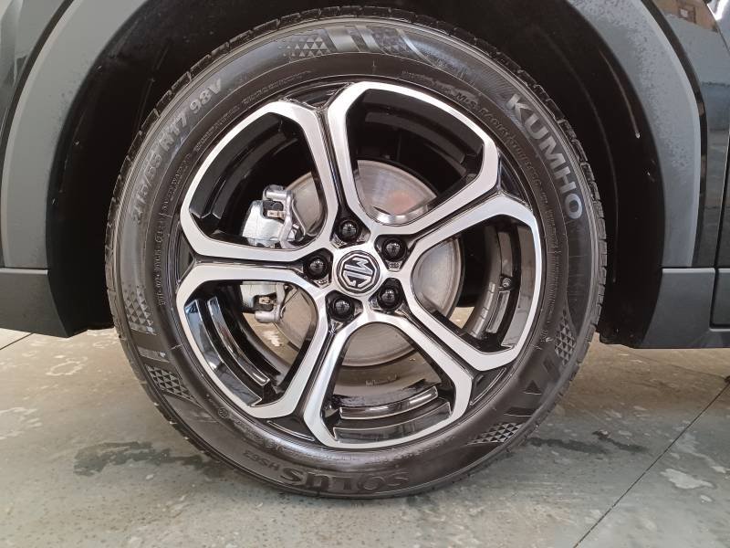 MG ZS - Photo 12
