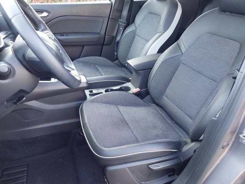 Renault Captur - Photo 10