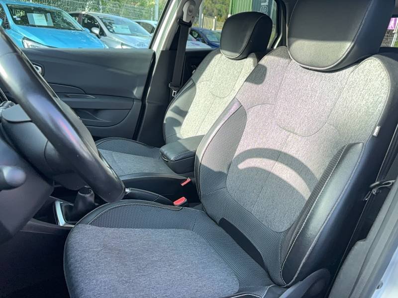 Renault Captur - Photo 10