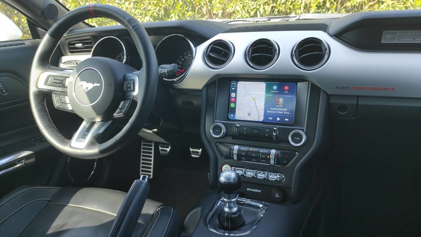 Ford Mustang - Photo 28