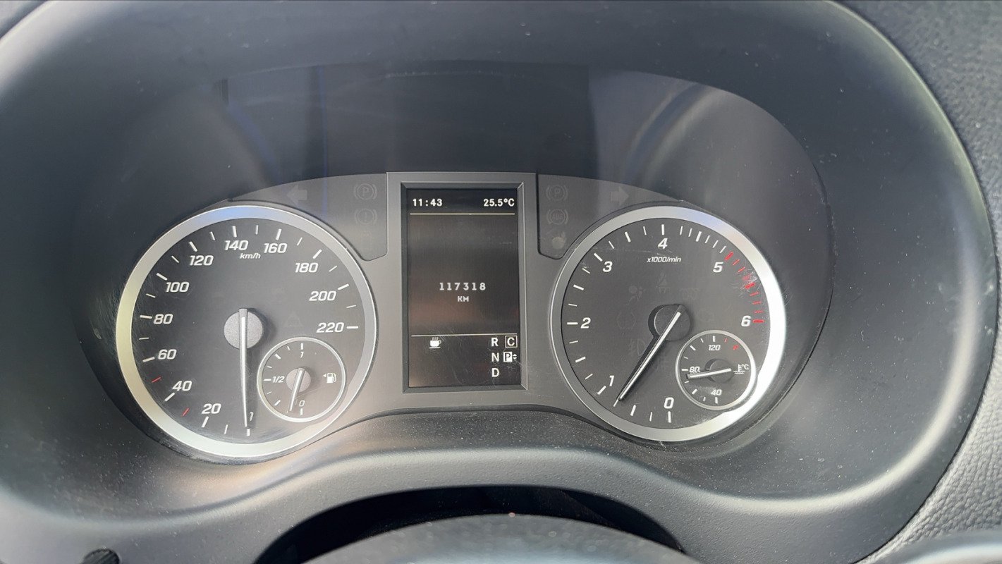 Mercedes Vito mixto - Photo 12