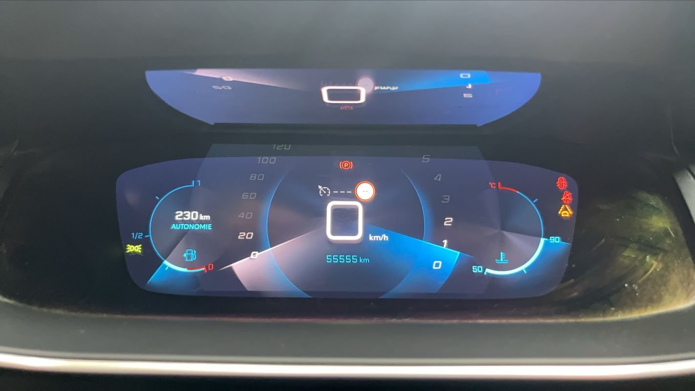 Peugeot 208 - Photo 12