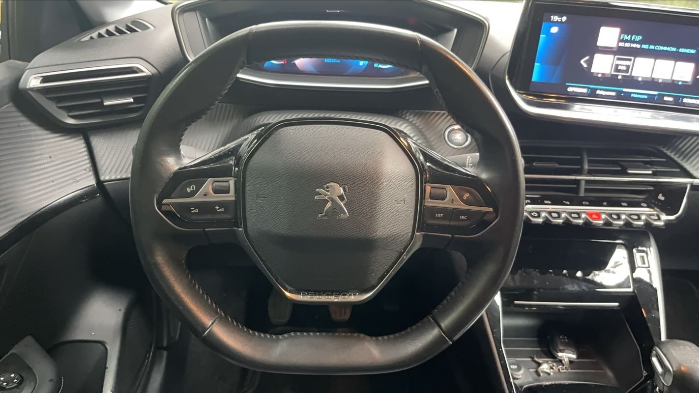 Peugeot 208 - Photo 22