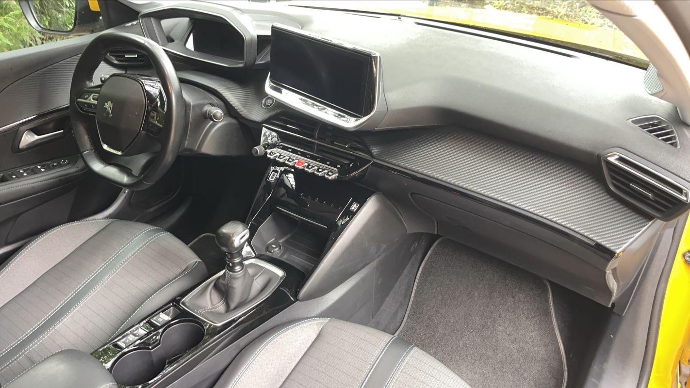 Peugeot 208 - Photo 10