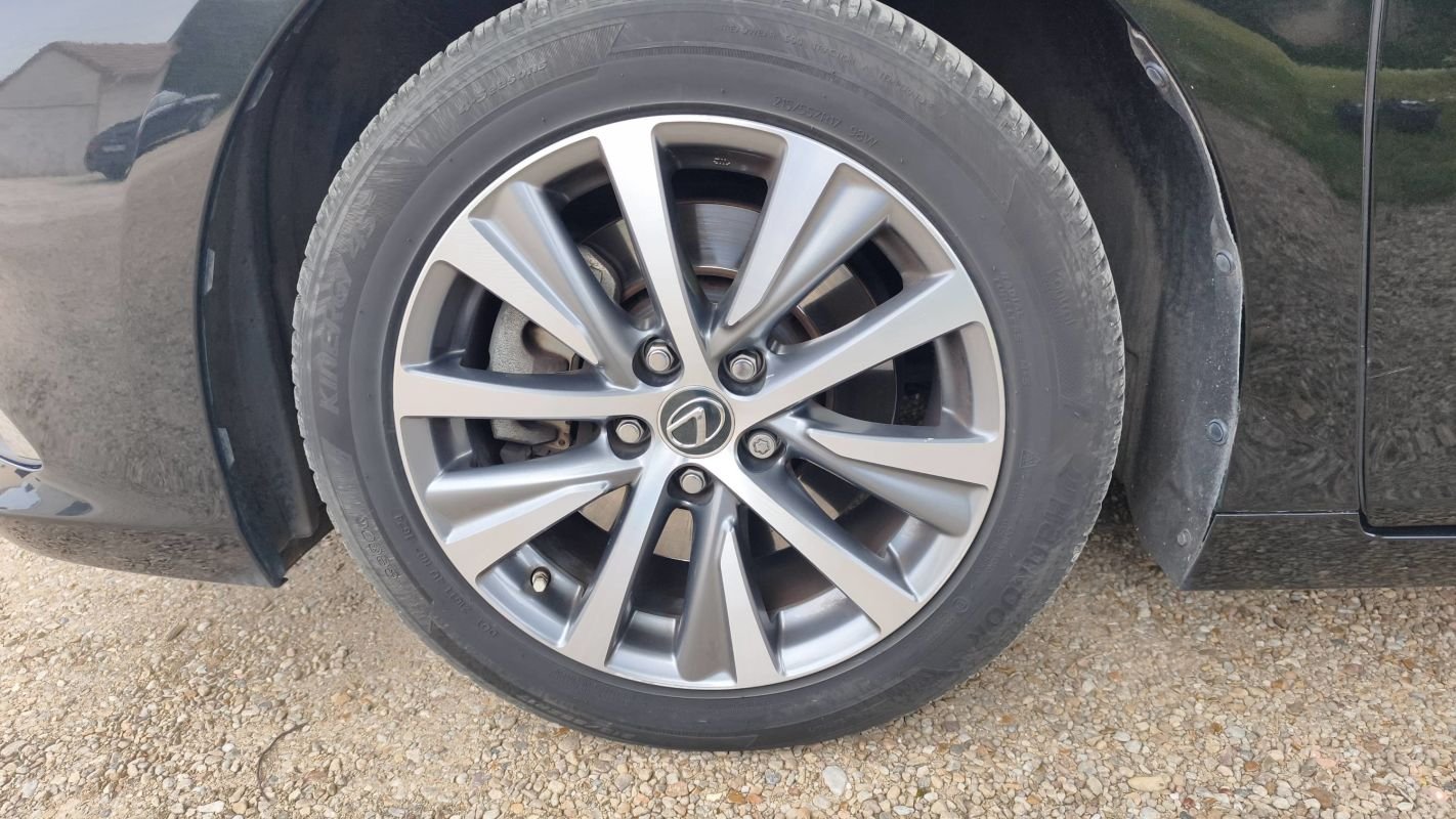 Lexus ES - Photo 18