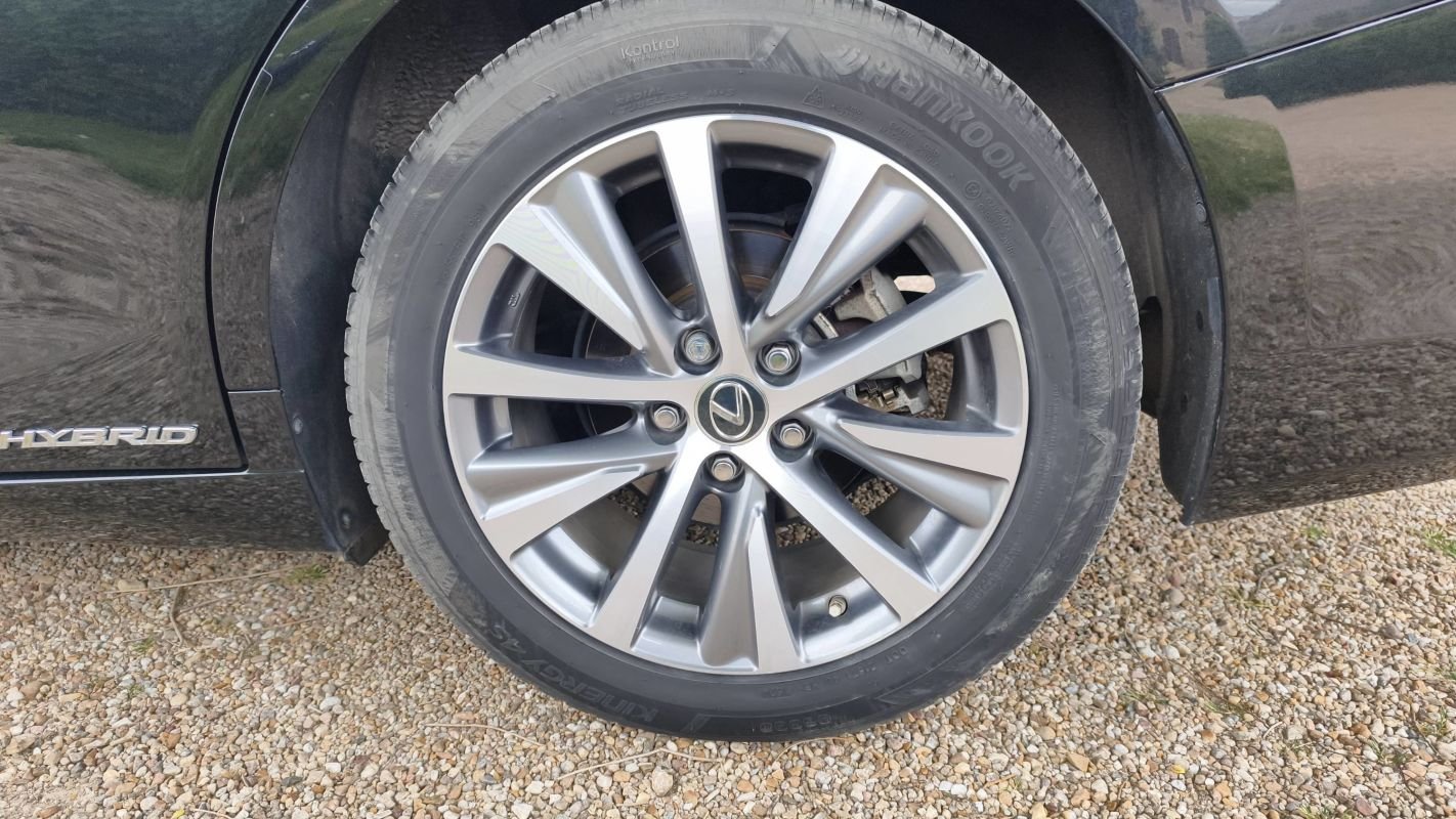 Lexus ES - Photo 19