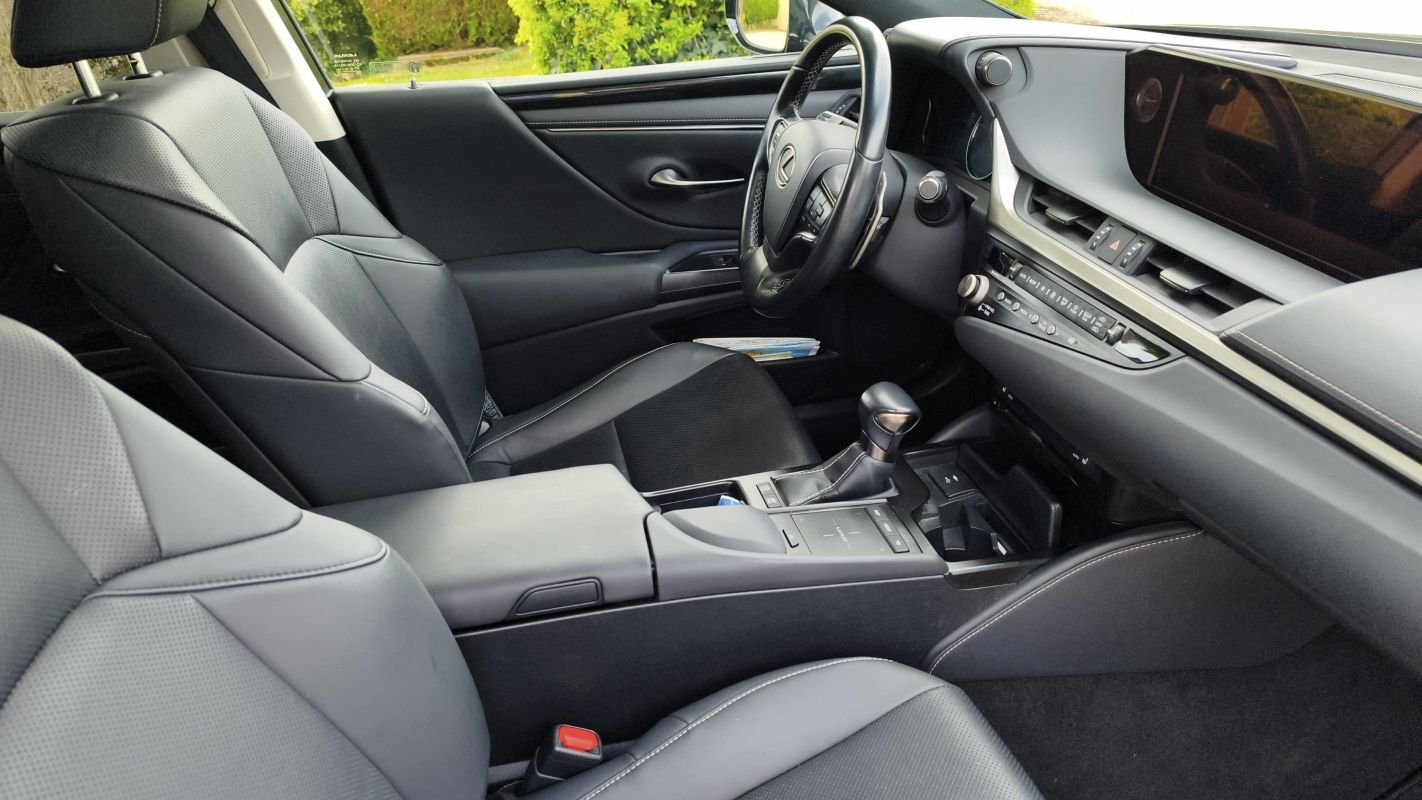 Lexus ES - Photo 26