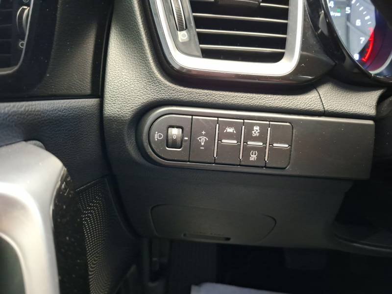Kia Xceed - Photo 21
