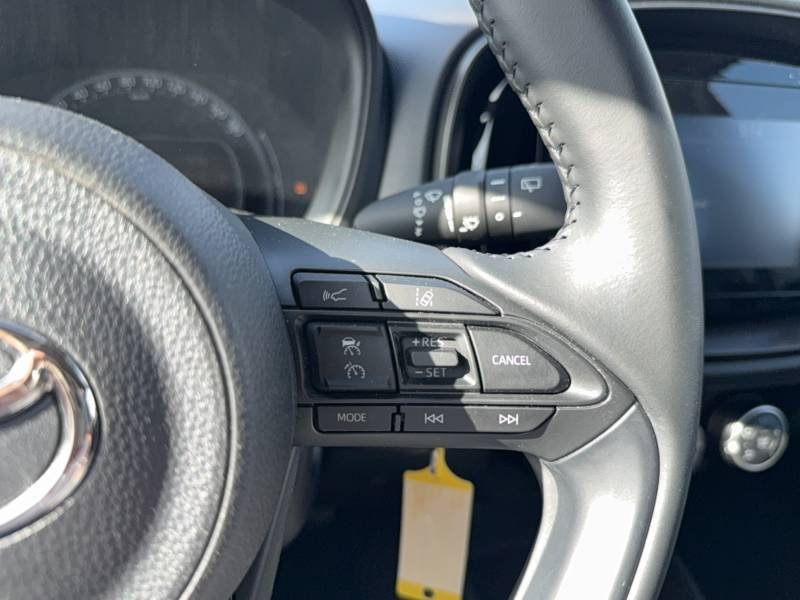 Toyota aygo x - Photo 24