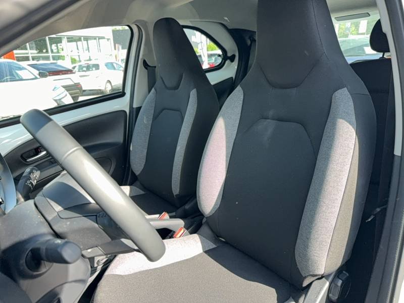 Toyota aygo x - Photo 40