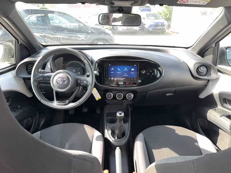 Toyota aygo x - Photo 11
