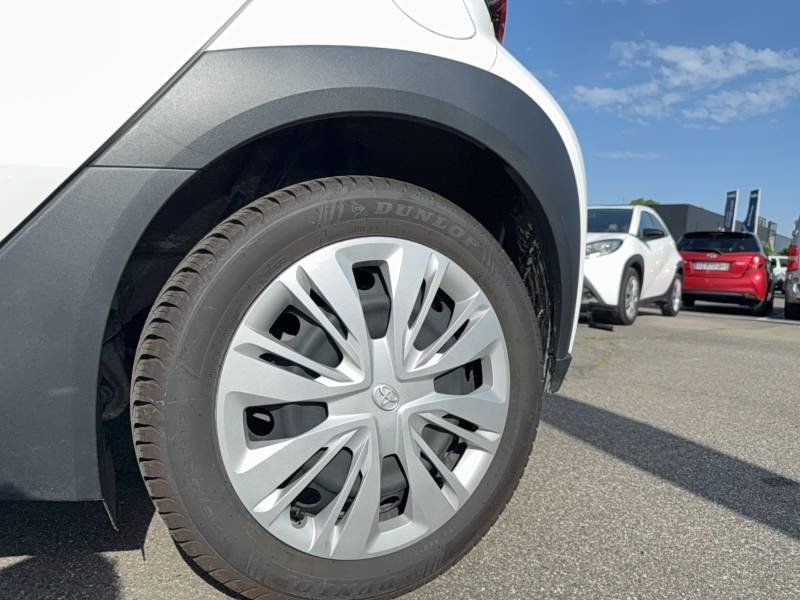 Toyota aygo x - Photo 15