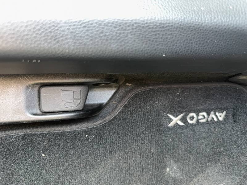 Toyota aygo x - Photo 21