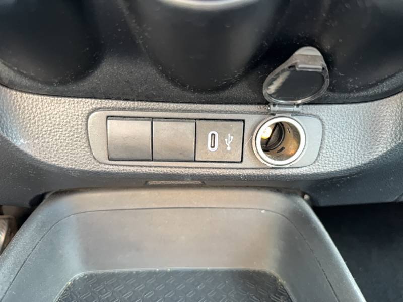 Toyota aygo x - Photo 30