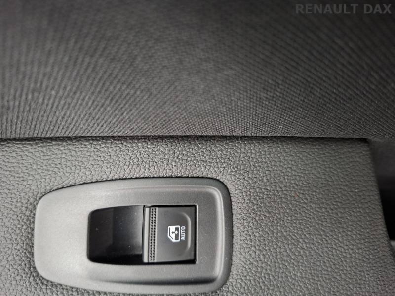 Renault Clio - Photo 18