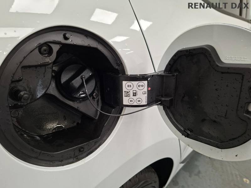 Renault Clio - Photo 23