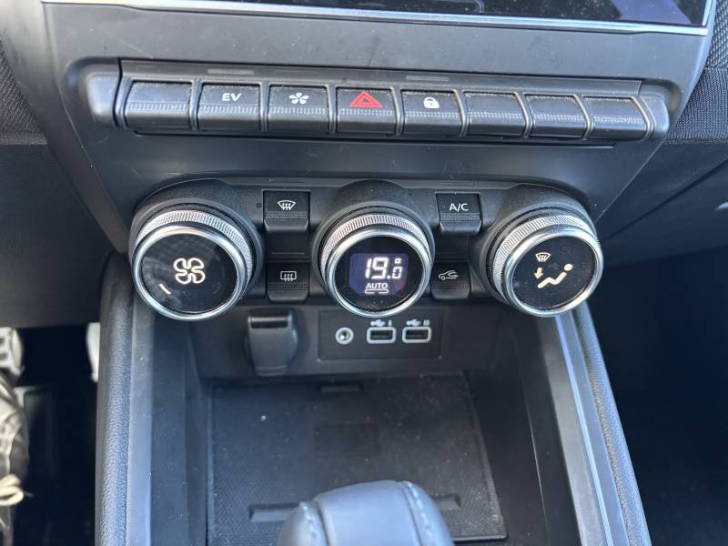 Renault Clio - Photo 18