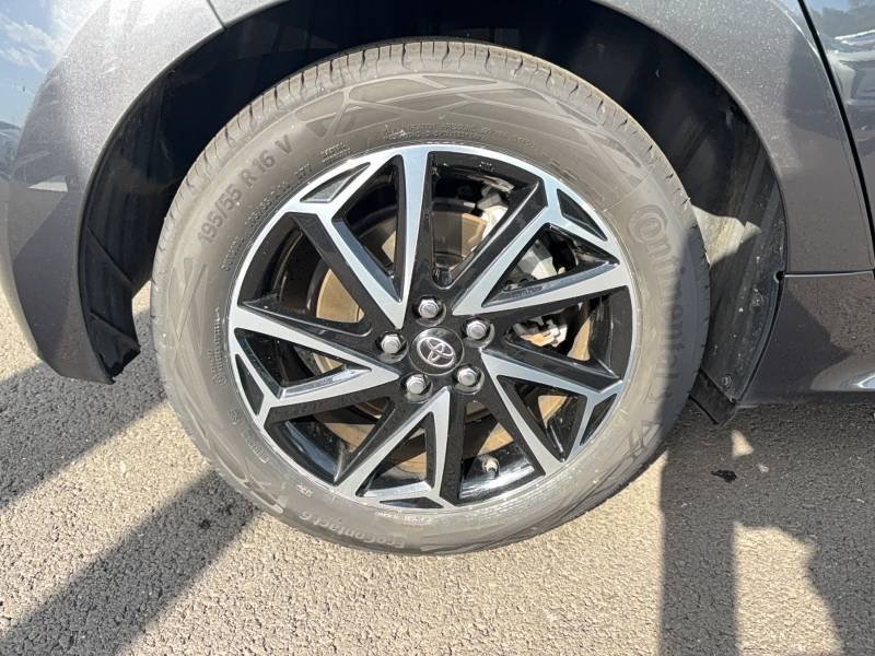 Toyota Yaris - Photo 11