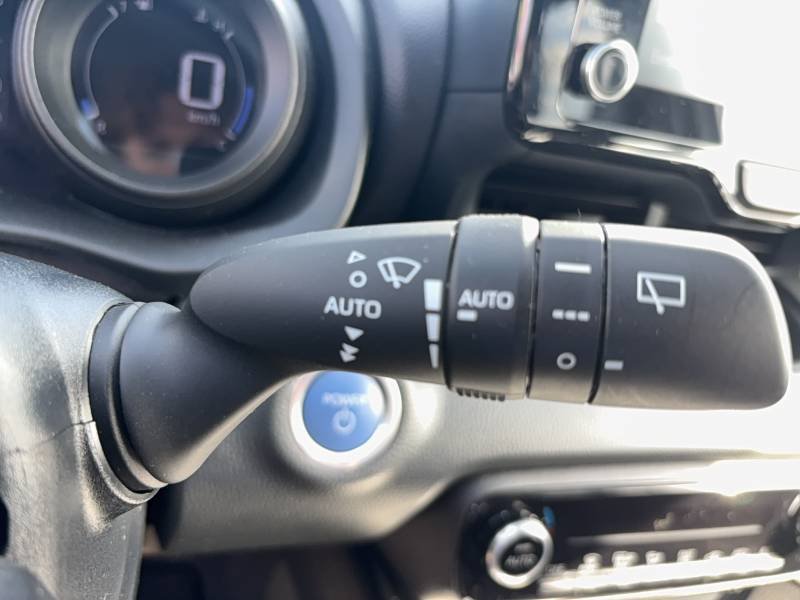 Toyota Yaris - Photo 23