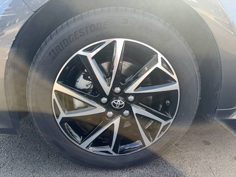 Toyota Yaris - Photo 9