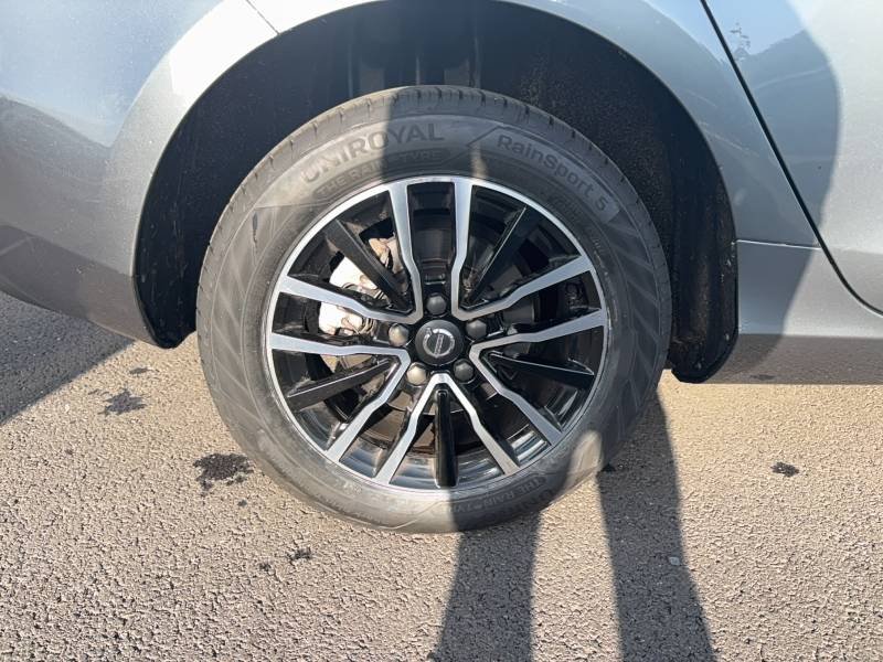 Volvo V40 - Photo 11