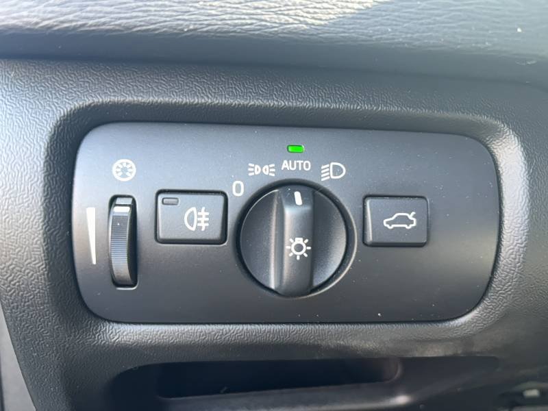 Volvo V40 - Photo 19
