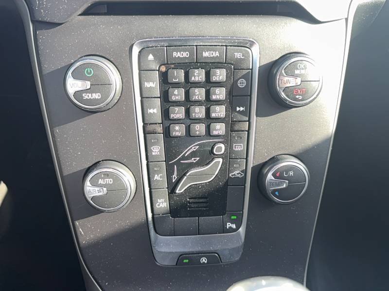 Volvo V40 - Photo 27