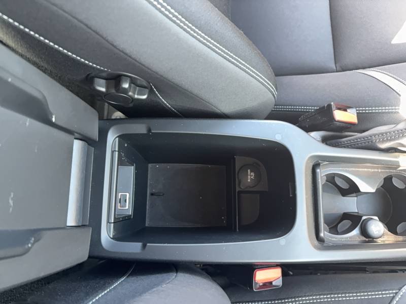 Volvo V40 - Photo 31